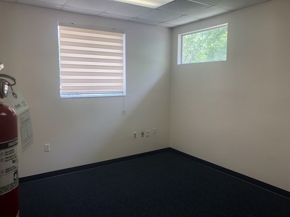 Orange Park Dental Office For Lease: 2045 Professional Center Dr, Orange Park, FL 32073